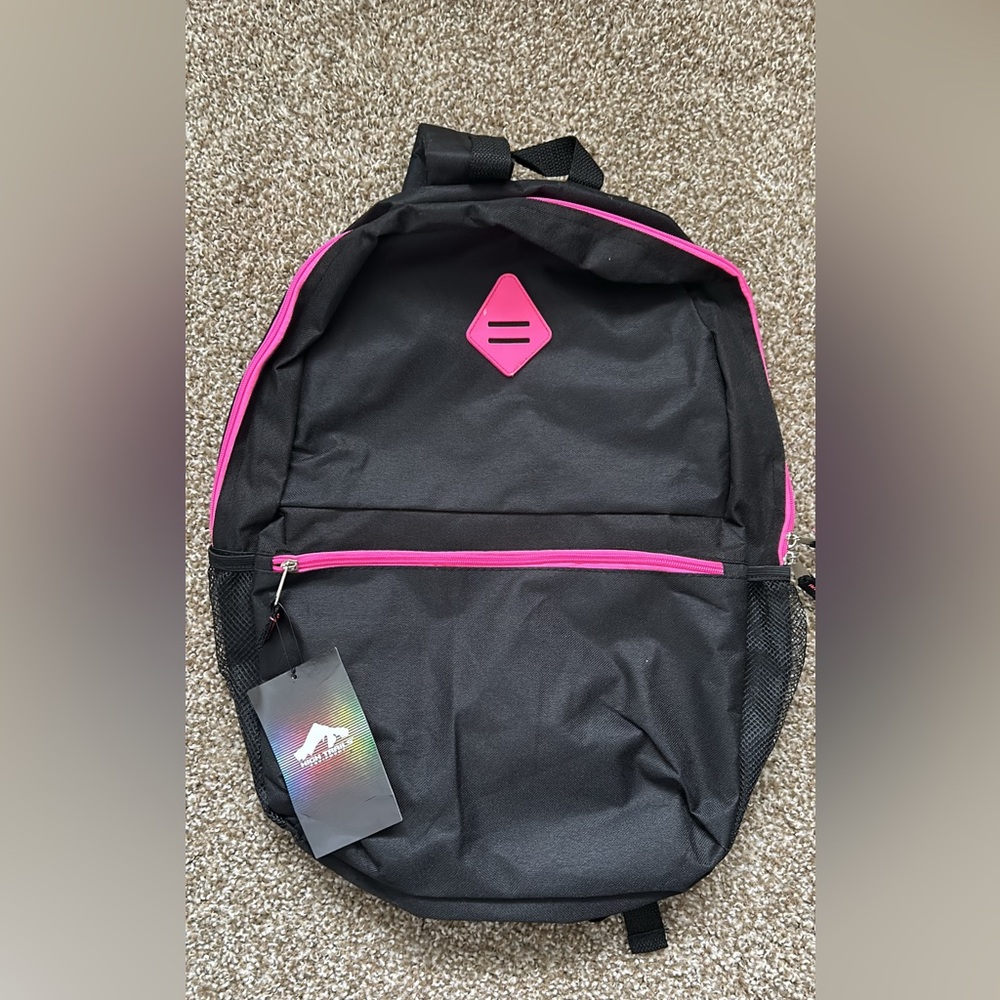 Brand New High Trails Equipment book bag with tags